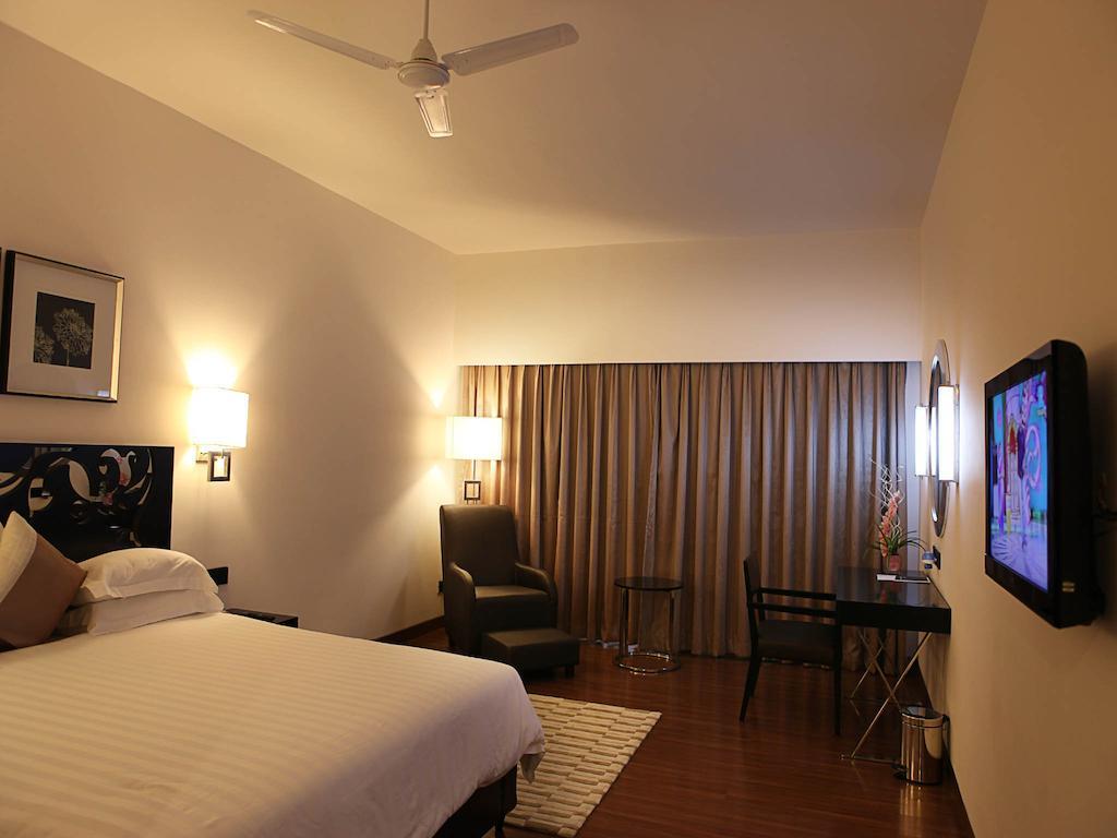 The Kay Hotel Vijayawada Room photo