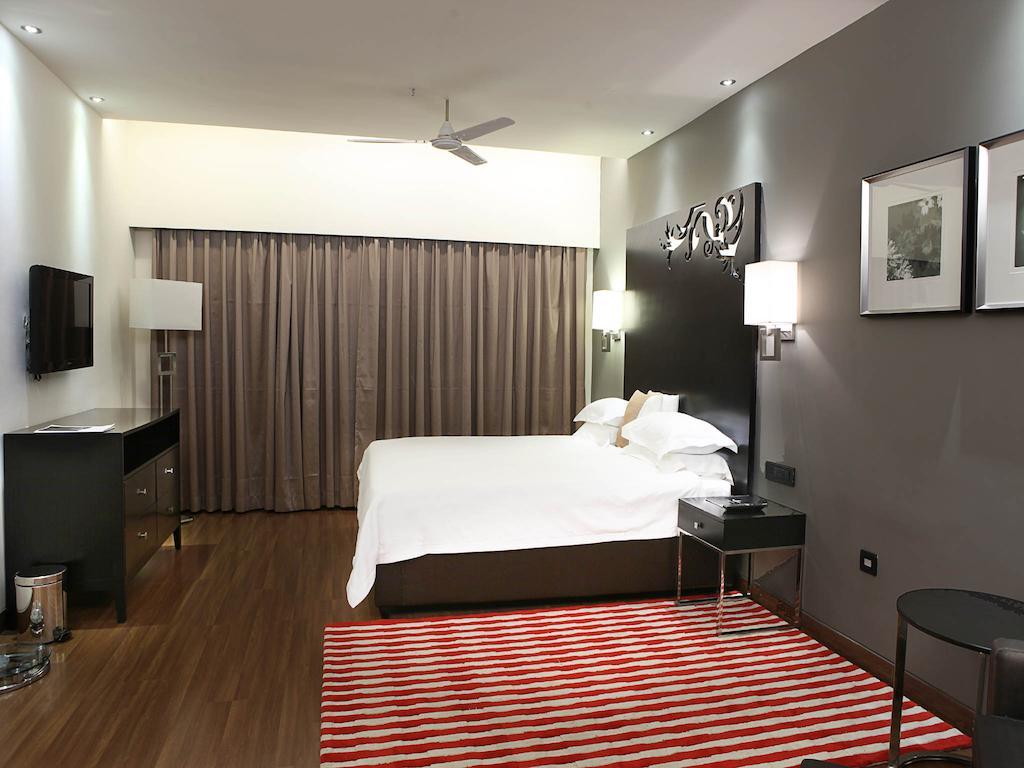 The Kay Hotel Vijayawada Room photo